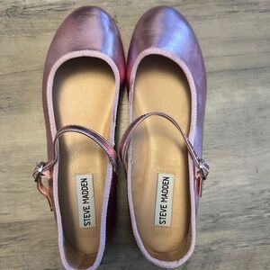 Steve Madden Violette Pink Metallic flats size 7.5 NEW